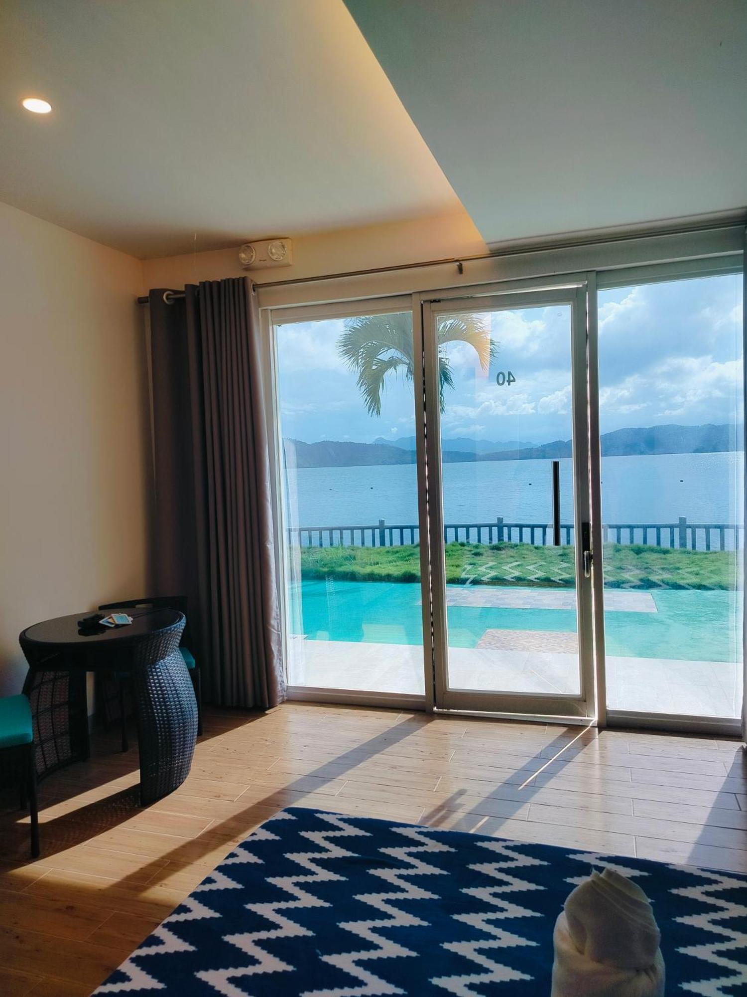 Coron Underwater Garden Resort Exterior photo
